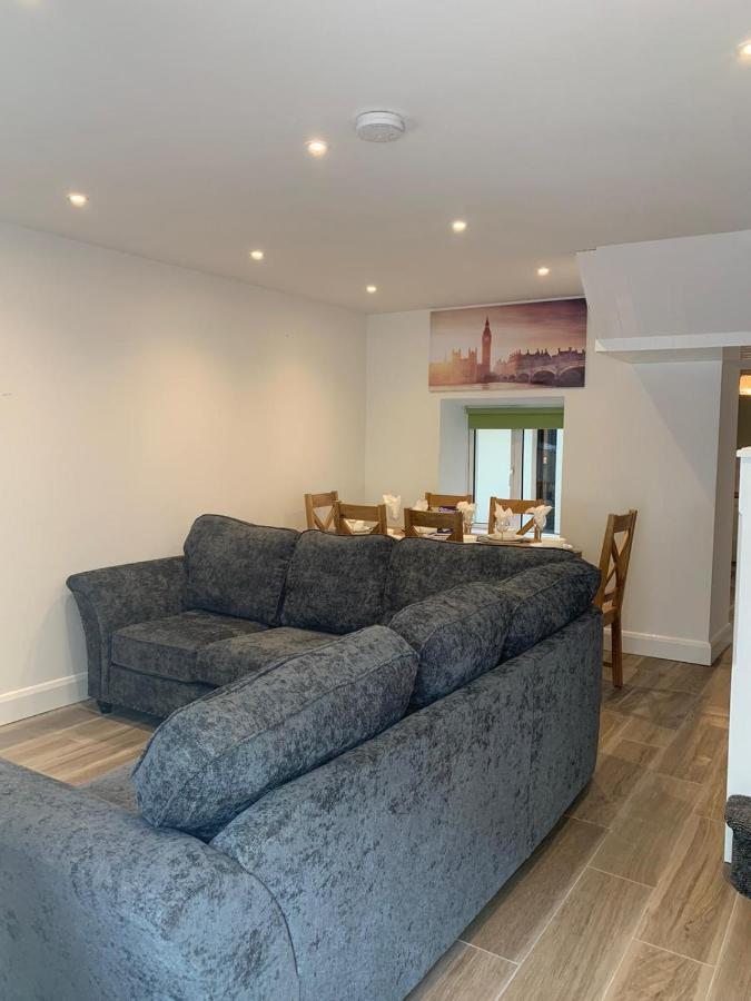 גלוואיי Eyre Square Lane Budget Rooms מראה חיצוני תמונה