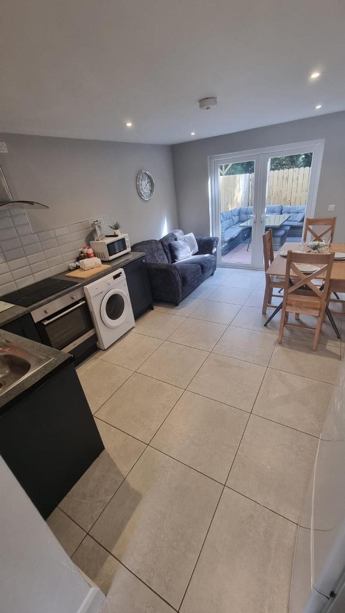 גלוואיי Eyre Square Lane Budget Rooms מראה חיצוני תמונה
